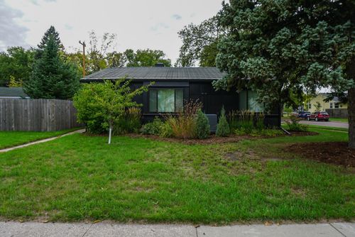 1501 5th Street S, Fargo, ND, 58103 | Card Image