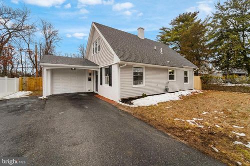 19 Spiralwood Ln, Willingboro, NJ, 08046-2030 | Card Image