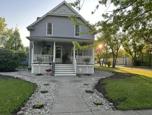 429 8th St N, Wahpeton, ND, 58075-4030 | Card Image