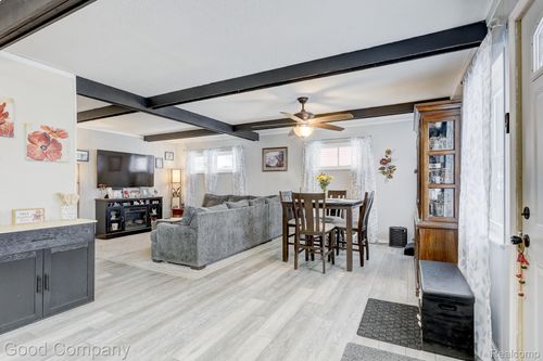 11276 Ocalla Dr, Warren, MI, 48089-3844 | Card Image