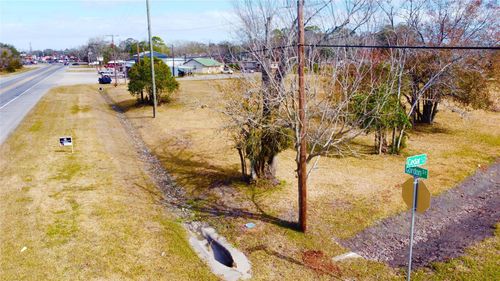 0 Cedar, Alvin, TX, 77511 | Card Image