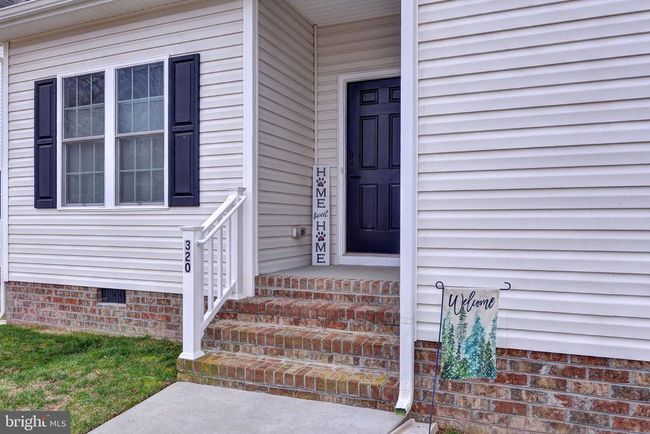 320 12 Th St, House other with 3 bedrooms, 2 bathrooms and null parking in West Point VA | Image 4
