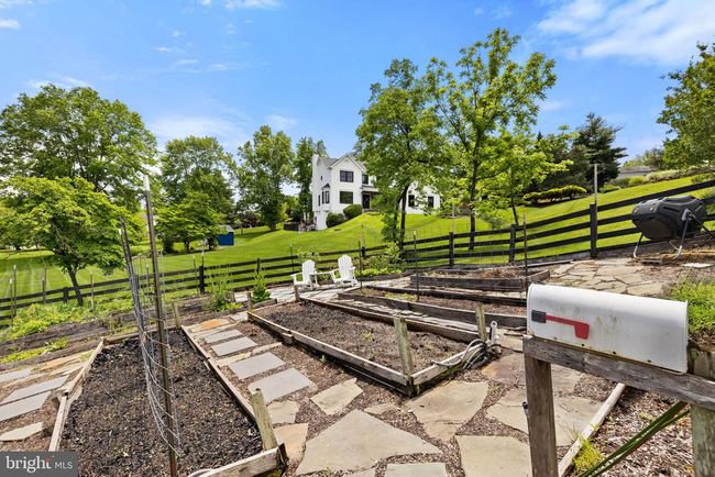 5722 Pond View Ln, House other with 4 bedrooms, 4 bathrooms and null parking in Broad Run VA | Image 83
