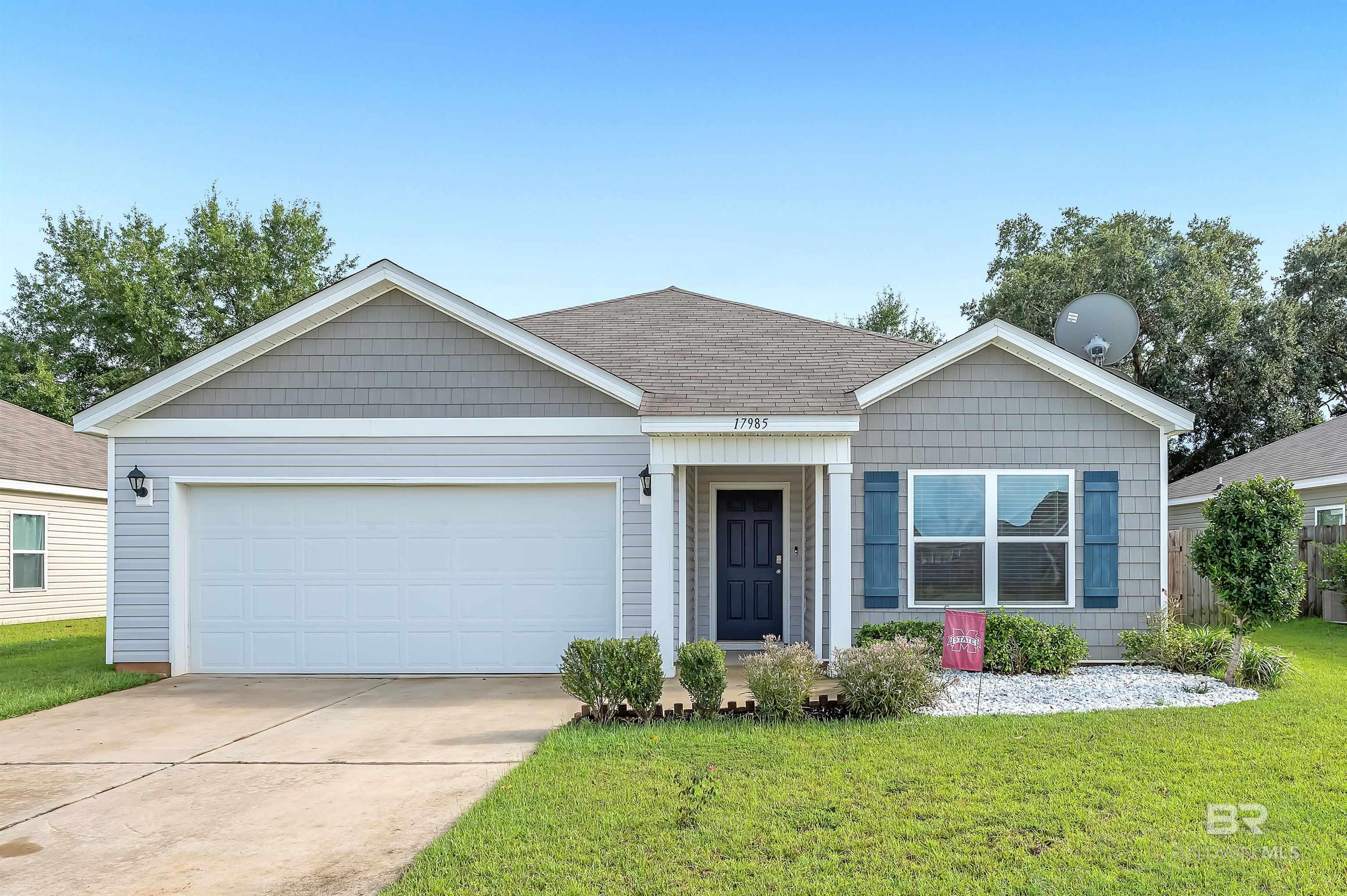 Lewis Smith Dr, Foley, AL 36535