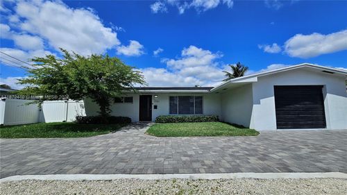 1731 Sw 3rd Ave, Pompano Beach, FL, 33060-9114 | Card Image