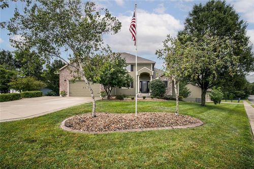 1200 Buckeye Ln, Pleasant Hill, MO, 64080-1777 | Card Image