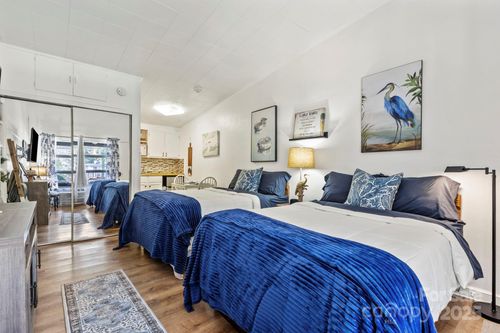 130 Old Mill Rd, Flat Rock, NC, 28731-1807 | Card Image