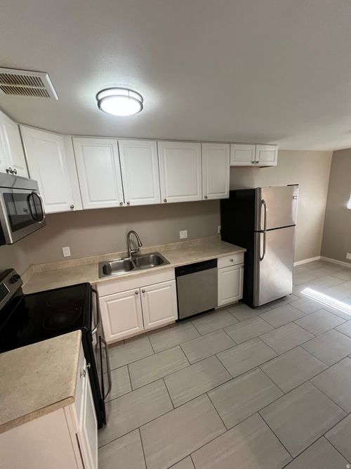 apt-21-768 N Redwood Rd, Salt Lake City, UT, 84116-1910 | Card Image