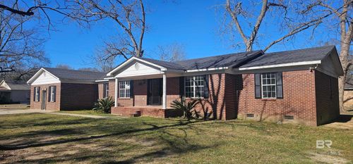 151 Bullard St, Atmore, AL, 36502-1915 | Card Image