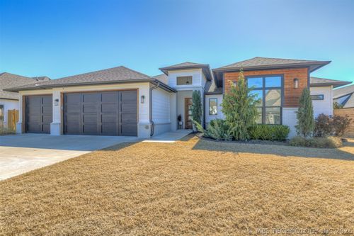 6016 E 127th Pl S, Bixby, OK, 74008-2748 | Card Image