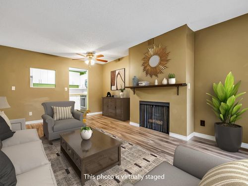 211-10157 University Dr, Surrey, BC, V3T5L7 | Card Image