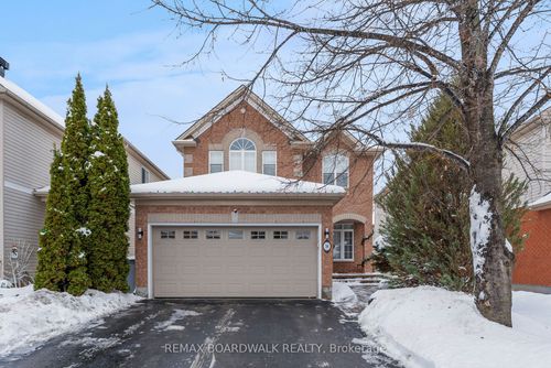 34 Catterick Cres, Kanata, ON, K2K3M5 | Card Image