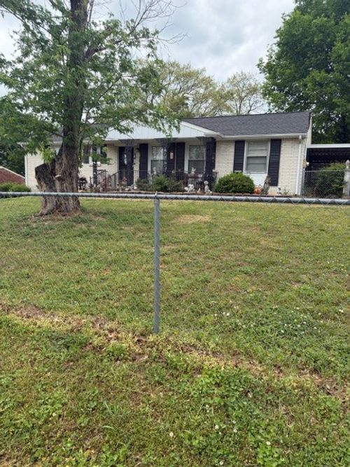 303 Marita Ave, Goodlettsville, TN, 37072-2723 | Card Image