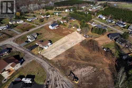 5 Mapleview Crt, Beachburg, ON, K0J1C0 | Card Image