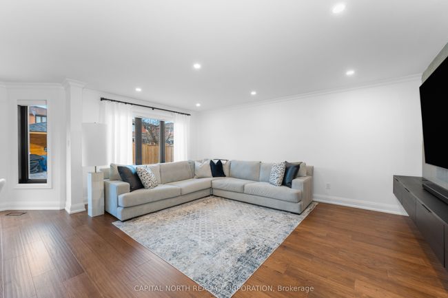116 Belview Ave, House other with 5 bedrooms, 4 bathrooms and 4 parking in Woodbridge ON | Image 6