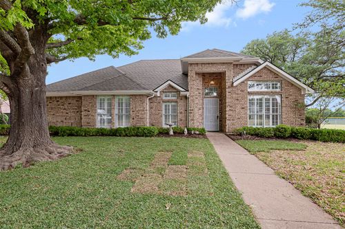 1 Victorian Cir, Allen, TX, 75002-5244 | Card Image
