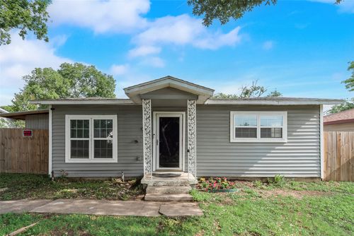 5437 David Strickland Rd, Fort Worth, TX, 76119-6505 | Card Image