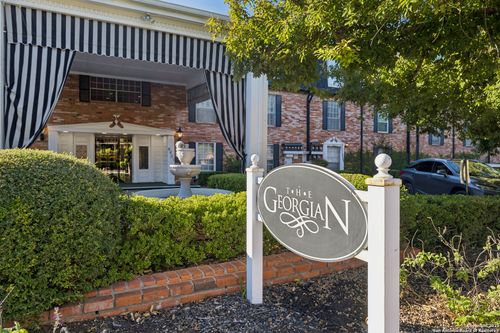 apt-319a-8401 N New Braunfels Ave, San Antonio, TX, 78209-1142 | Card Image