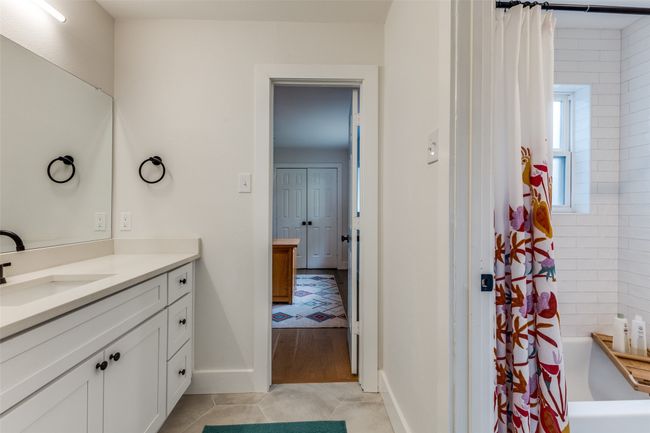 233 Woodcrest Dr, House other with 3 bedrooms, 3 bathrooms and null parking in Richardson TX | Image 21