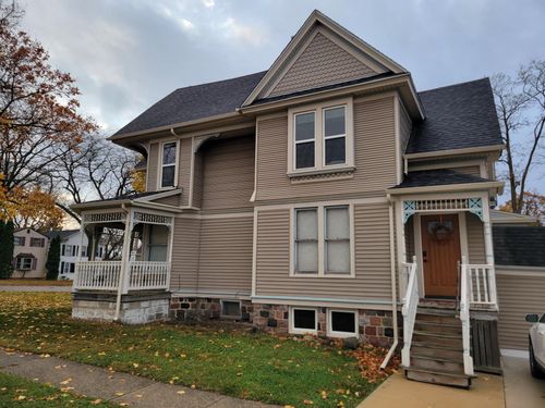 67 E Walworth Ave, DELAVAN, WI, 53115-1115 | Card Image