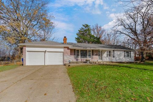 604 Sw 4th Terrace, Lee's Summit, MO, 64063 | Card Image