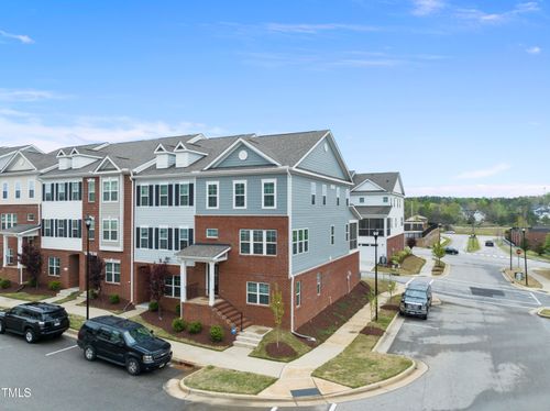 547 Gateway Townes Blvd, Wake Forest, NC, 27587-8577 | Card Image