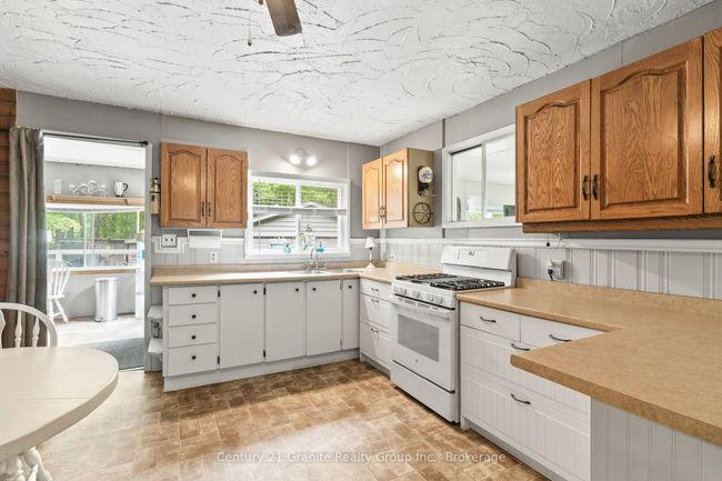 1553 Kushog Lake Rd, House other with 3 bedrooms, 1 bathrooms and 10 parking in Algonquin Highlands ON | Image 5