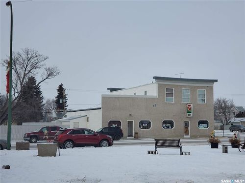 216 1st St W, Delisle, SK, S0L0P0 | Card Image