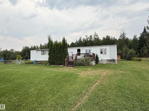 3040 Central Dr, Calling Lake, AB, T0G0K0 | Card Image