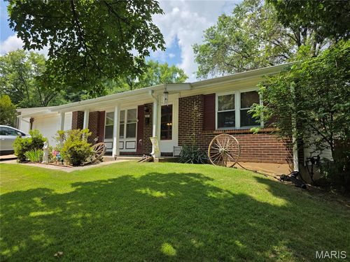 265 Waterford Dr, Florissant, MO, 63033-5742 | Card Image