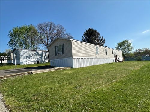 137 Brook Lane, Middlesex Twp, PA, 16059 | Card Image