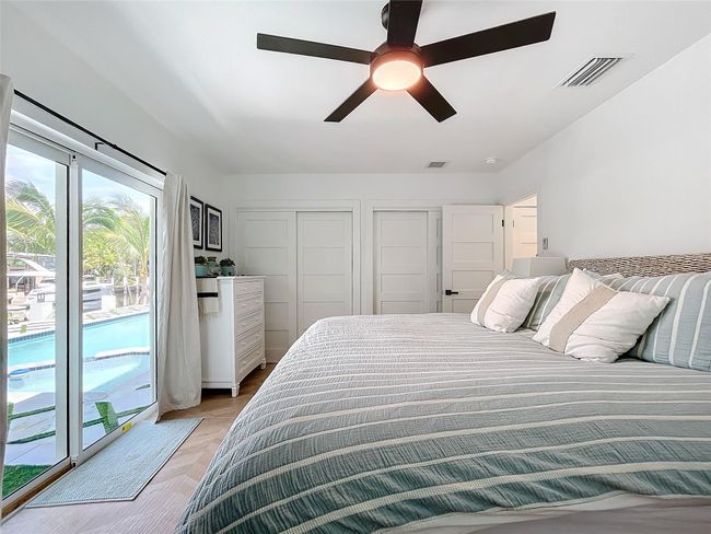 2nd bedroom-sliders to outside pool area | Image 34