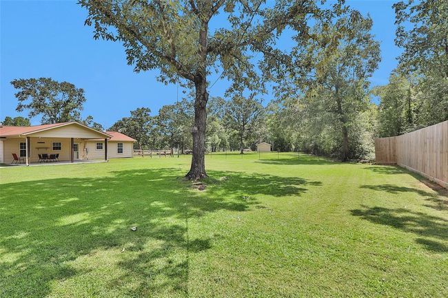 814 Whipporwill Rd, House other with 3 bedrooms, 2 bathrooms and 3 parking in Conroe TX | Image 39