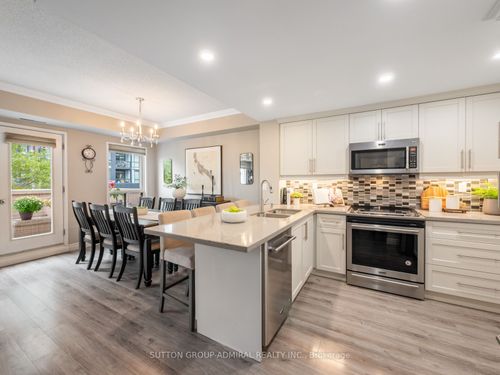 306-9 Greenbriar Rd, North York, ON, M2K1H4 | Card Image