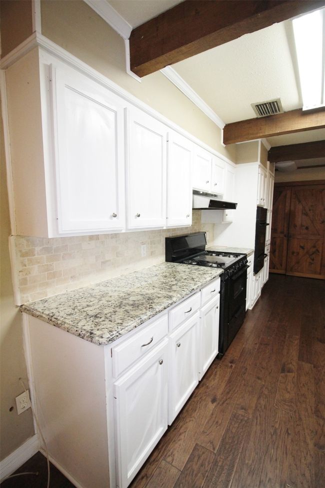Gas range/oven and separate 2nd oven | Image 13