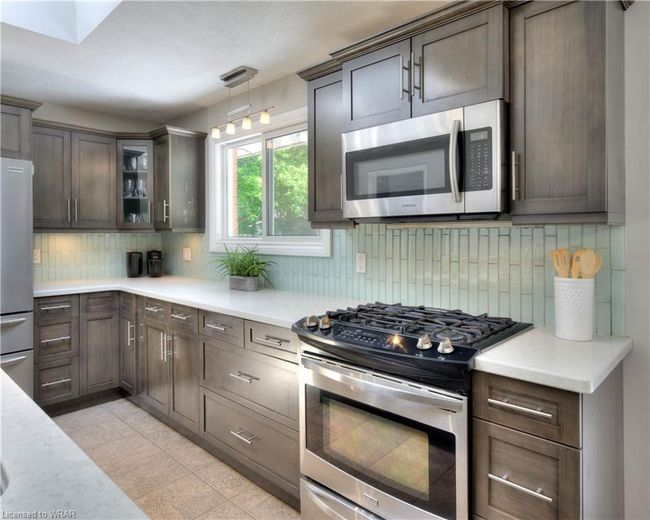 53 Sunset Dr, House other with 3 bedrooms, 3 bathrooms and 6 parking in West Montrose ON | Image 13