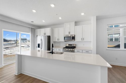 10539 Harbor Lane N, Maple Grove, MN, 55369 | Card Image