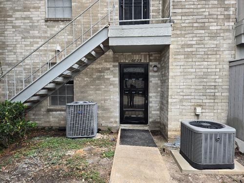 10823 Braes Bend Dr, Houston, TX, 77071-1141 | Card Image