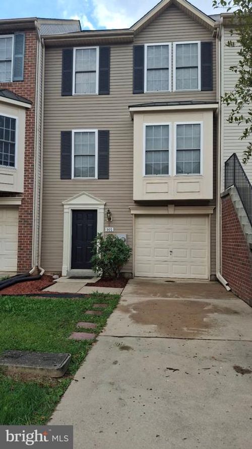 905 Mercer Dr, HAGERSTOWN, MD, 21742-4621 | Card Image