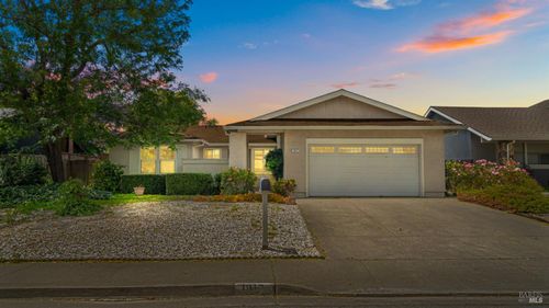 1917 Clydesdale Way, Petaluma, CA, 94954-4627 | Card Image