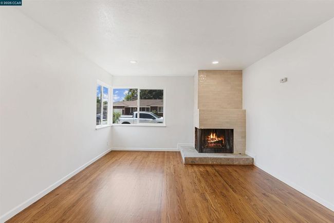 102 W 15 Th St, House other with 3 bedrooms, 2 bathrooms and 2 parking in Antioch CA | Image 6