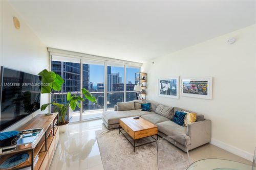 4213-475 Brickell Ave, Miami, FL, 33131-2498 | Card Image