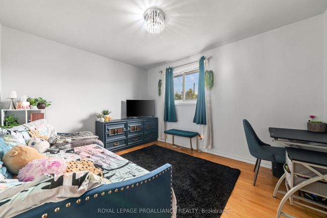 30 Miron Rd, House other with 3 bedrooms, 2 bathrooms and 4 parking in Trenton ON | Image 23