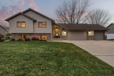 1302 28th Street Sw, House other with 5 bedrooms, 2 bathrooms and null parking in Austin MN | Image 1