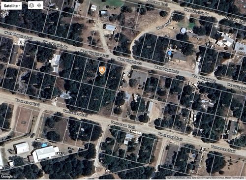 4315 W Virginia Dr, Granbury, TX, 76048-3060 | Card Image