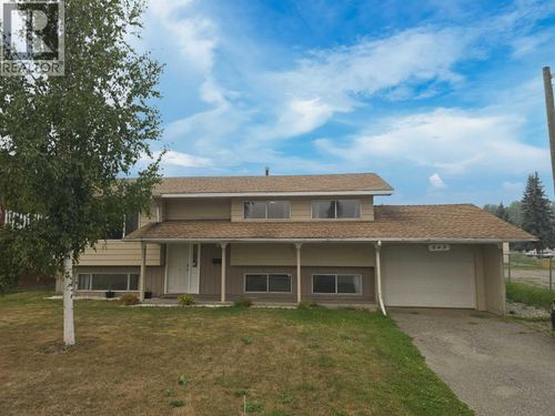 643 Winder St, Quesnel, BC, V2J3L6 | Card Image