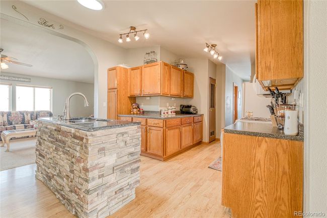 5566 Grand Mesa View Dr, House other with 3 bedrooms, 2 bathrooms and 3 parking in Whitewater CO | Image 12