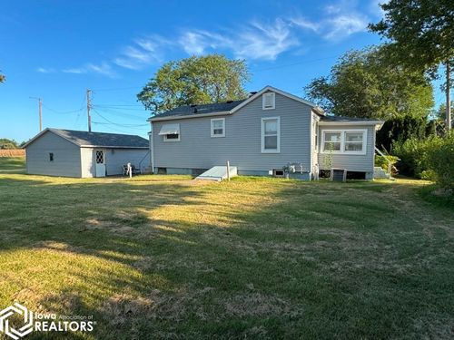1801 Page St, Burlington, IA, 52601-1455 | Card Image