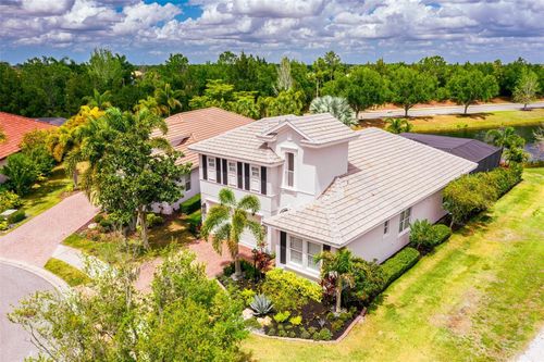 15623 Leven Links Pl, LAKEWOOD RANCH, FL, 34202-5653 | Card Image