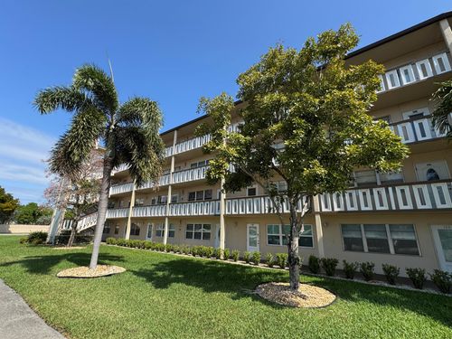 203 Southampton A, West Palm Beach, FL, 33417-2341 | Card Image